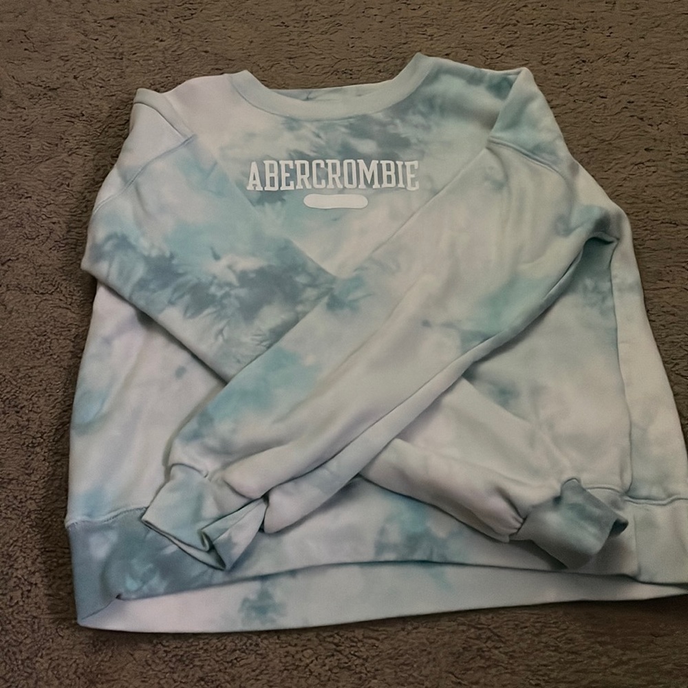 Brand new never worn Abercrombie sweatshirt